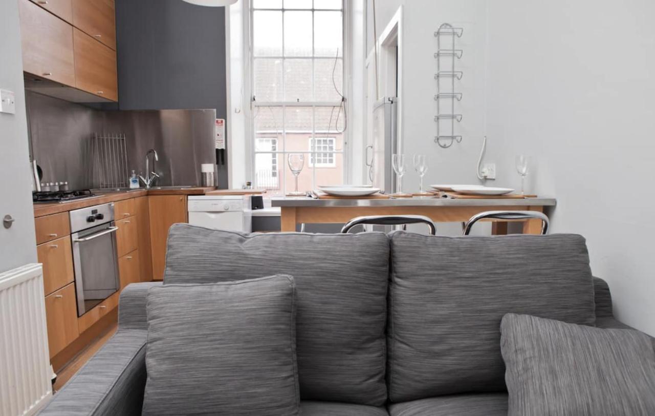 Royal Mile Appartement *